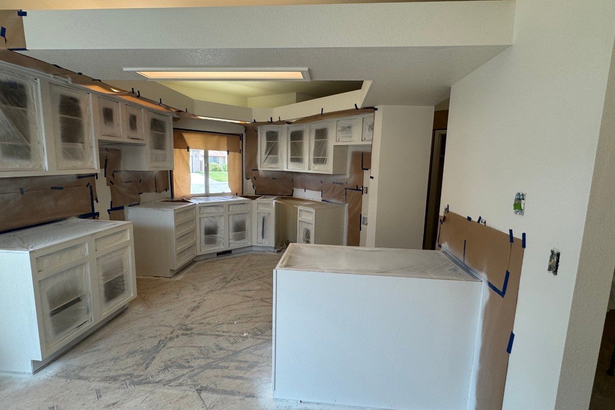 Cabinet painting service
